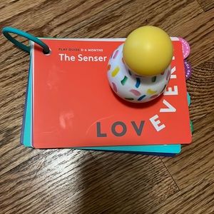 Lovevery 5-6 months tummy time wobbler + play guide
